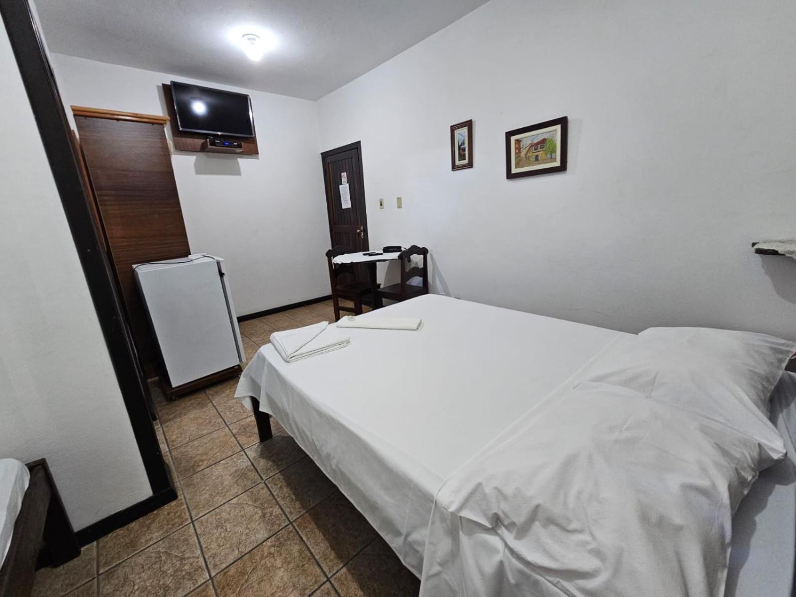 Schulz Pousada Joinville Extérieur photo